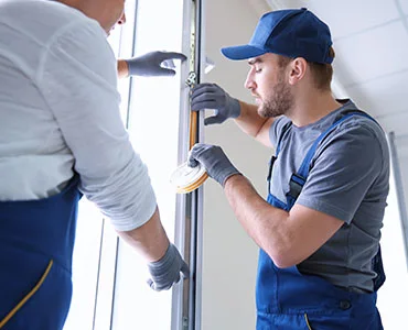 glass repair experts in Ojus, FL