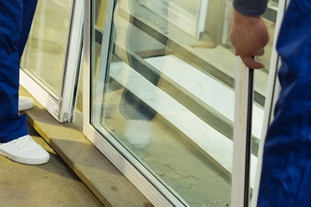 Commercial Glass Repair Technician in Ojus, FL